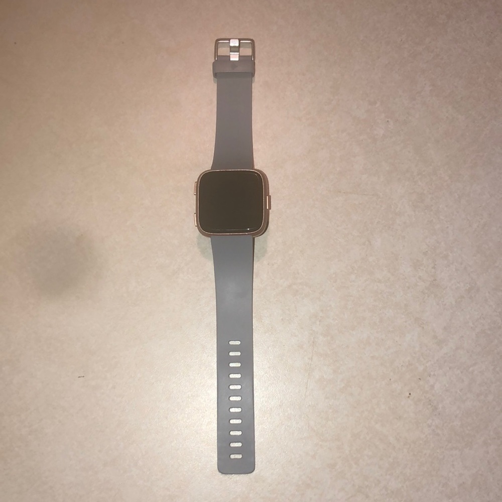 (Fitbit) Versa rose gold